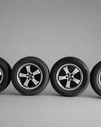 cerchi in lega 17” con gomme 235/65 R17 M+S