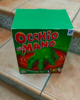 Occhio alla mano
