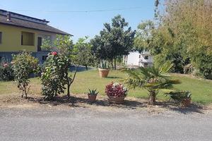 In Altopascio (LUCCA) terreno indiviso