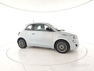 FIAT 500 Action Berlina