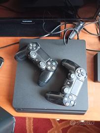 PS4+2JOISTICK+GIOCHI GIÀ INSTALLATI