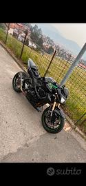 Kawasaki Z 750 R Black Edition