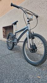 Bicicletta BMX