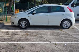 Punto autocarro