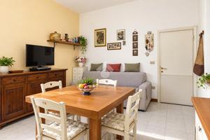 4 LOCALI A AGLIANA
