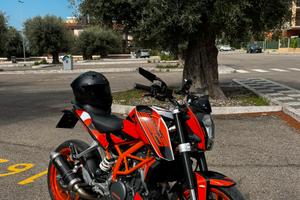 KTM DUKE 390
