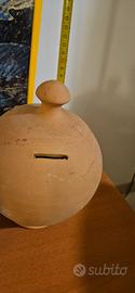 Salvadanio in terracotta 
