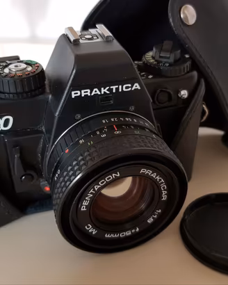 Macchina fotografica Praktica