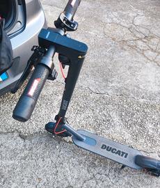 Ducati E-Scooter Pro-I Evo come nuovo + accessori