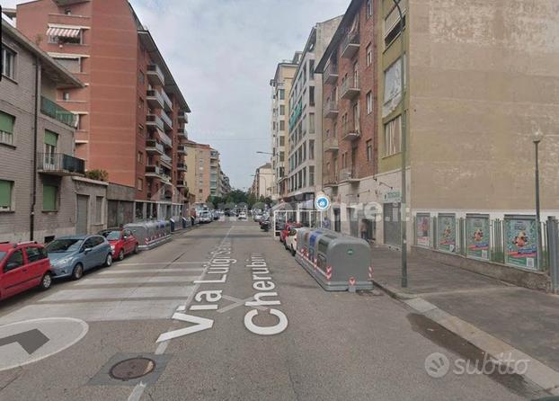 Quadrilocale VIA CHERUBINI 550EURO VUOTO