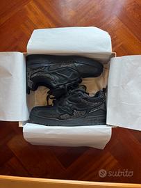 Louis Vuitton Skate black crystal taglia 43