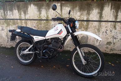 Yamaha XT 550 - 1982