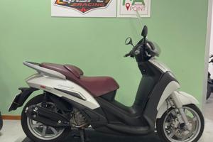 Peugeot Geopolis 300