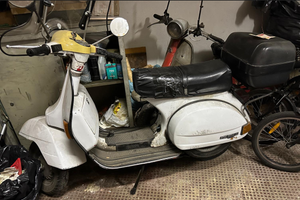 Vespa PX200E anno 1983