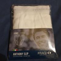 intimo uomo slip uomo Tg.56 nuovi