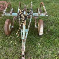 Estirpatore e aratro