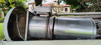 Condotti aria condizionata e camino di estrazione