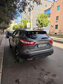 NISSAN QASHQAI FULL OPTIONAL TEKNA