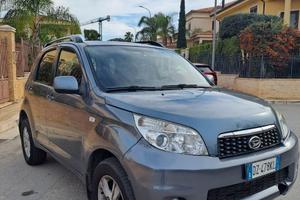 DAIHATSU TERIOS 1.5 4WD HIRO