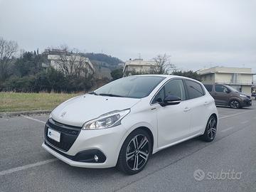 PEUGEOT 208 208 5p 1.5 bluehdi GT Line s&s 100cv