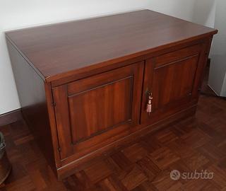 Mobile legno massello