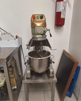 Impastatrice planetaria Bakermix 20