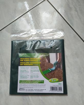 tubo in plastica per grondaia per acqua piovana 