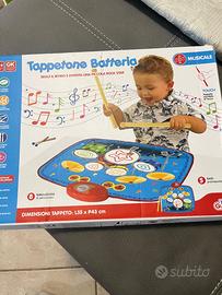Batteria giocattolo con suoni e luci