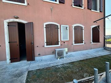 Zevio: trilocale indipendente al piano terra