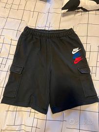 Pantaloncini Nike