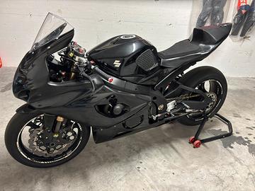 Suzuki gsxr 1000 k5 pronto pista