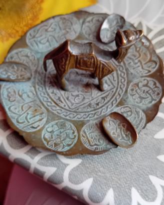 posacenere vintage in ottone.nickelato 