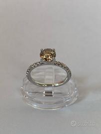 Anello oro bianco con 17 diamanti NATURALI