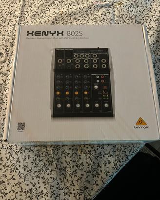 Mixer Behringer Xenyx 802s