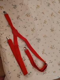 bretelle rosse