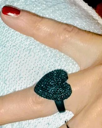 anello cuore nero con scatolina 