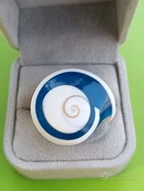 Anello conchiglia blu