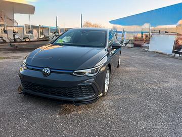 Volkswagen Golf 8 GTE