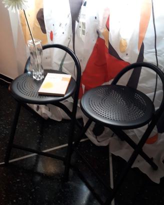 coppia di sgabelli/tavolini metallo