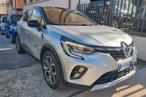 Renault Captur TCe 100 CV GPL FAP Intens