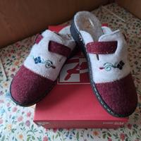 Pantofole donna n.37 Nuove senza cartellino v.desc