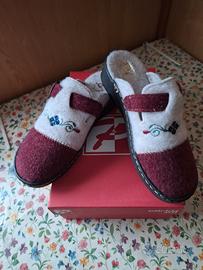 Pantofole donna n.37 Nuove senza cartellino v.desc