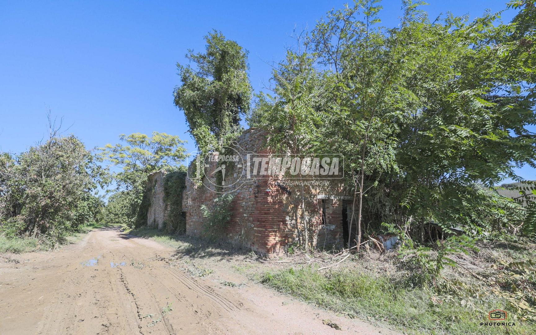 RUSTICO INDIPENDENTE CON TERRENO - MORCIANO DI ROM - Vista 2