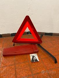Triangolo per auto