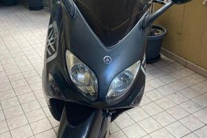 Yamaha TMax 500