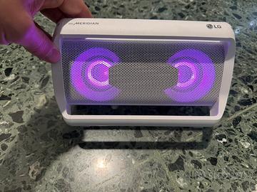 LG xboom PK5W potente altoparlante Bluetooth