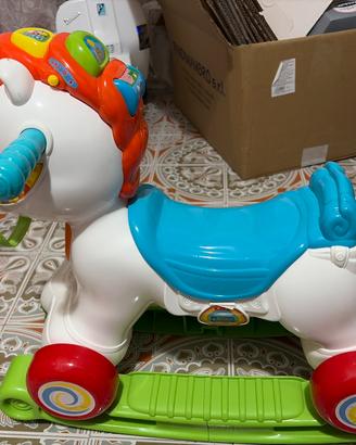 Cavallo a domdolo