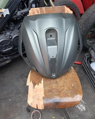 Scudo frontale Beverly 300/350 2010-2017