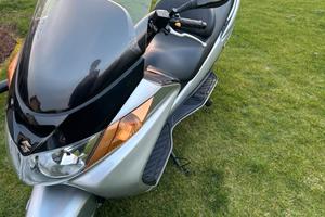 susuki burgman 400 2003