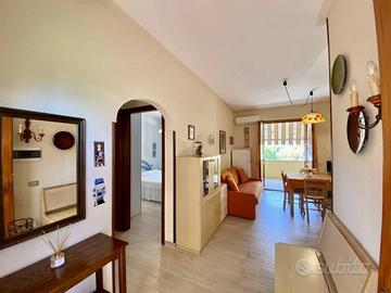 Appartamento di 48 m² con 2 locali e posto auto a 